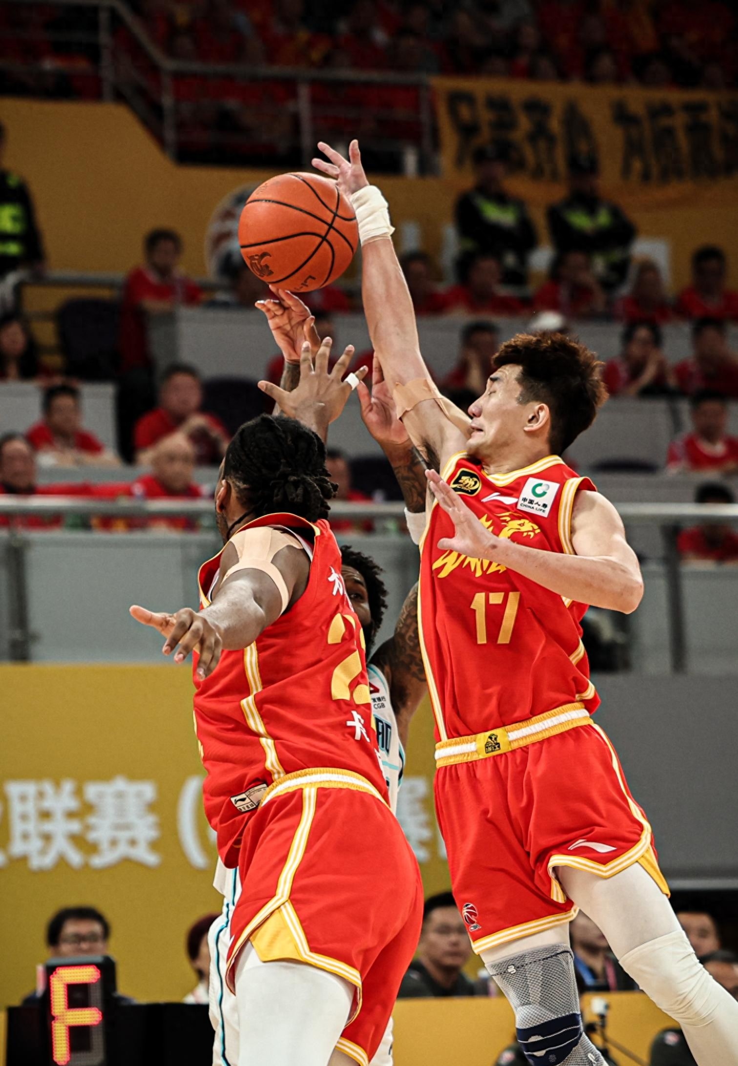 凯发 -关于CBA季后赛倒计时，犹他爵士清晨外线爆发，细节引发关注，悬念犹存，阵容厚度经受考验的信息