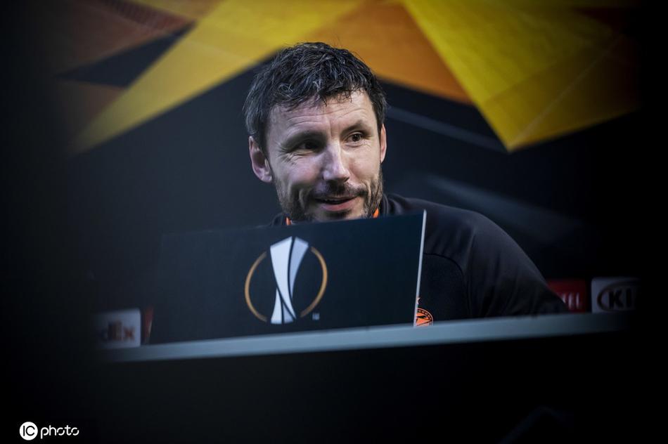 凯发 -赛前欧联传出新动向；埃因霍温更衣室发声；管理层表态：更衣室稳定；团队化学反应显著的简单介绍