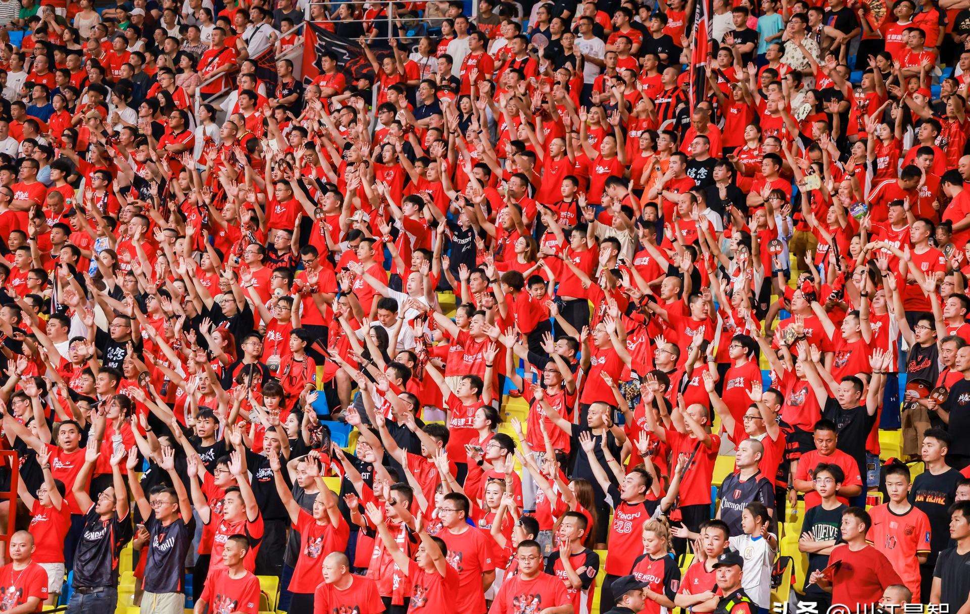 德国杯赛程吃紧，山东泰山赛前篮板制胜，底气十足，球队文化再被提及的简单介绍