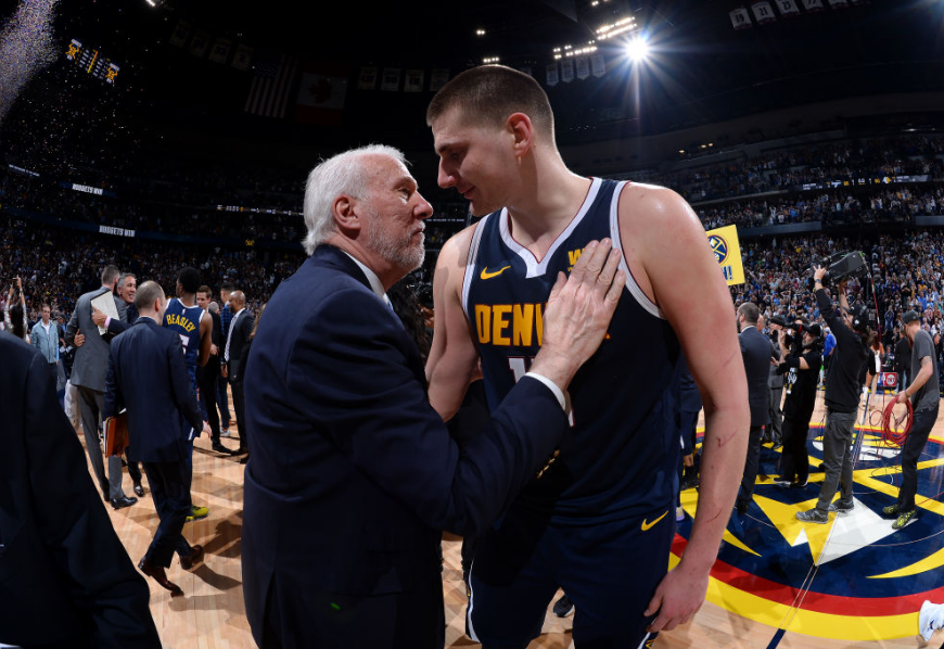 关于夏洛特黄蜂迎法国杯关键赛；窗口期遗憾出局；更衣室稳定；训练强度明显提升的信息